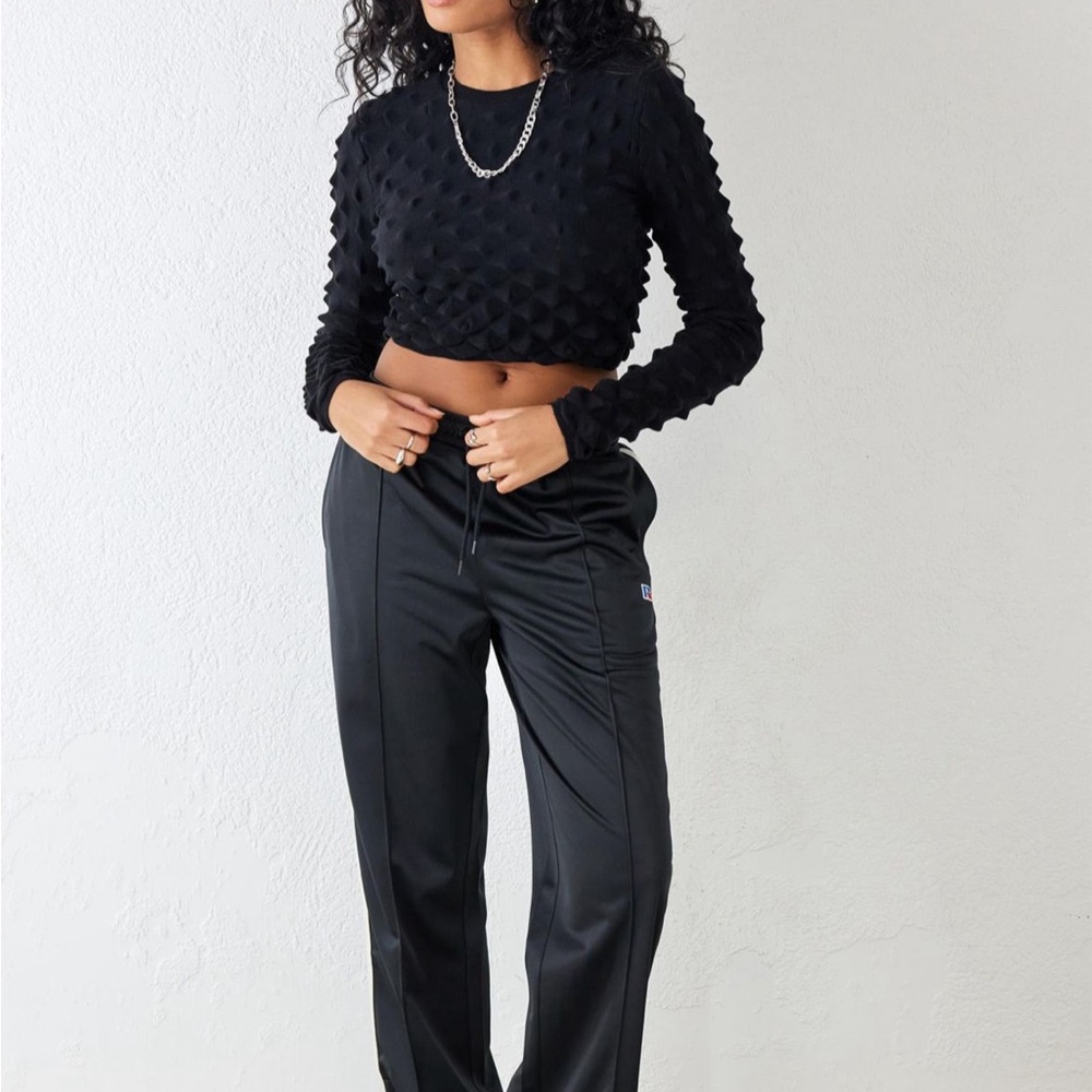 Urban Outfitters Spiky Textured Crop Top - Picture 2 of 4